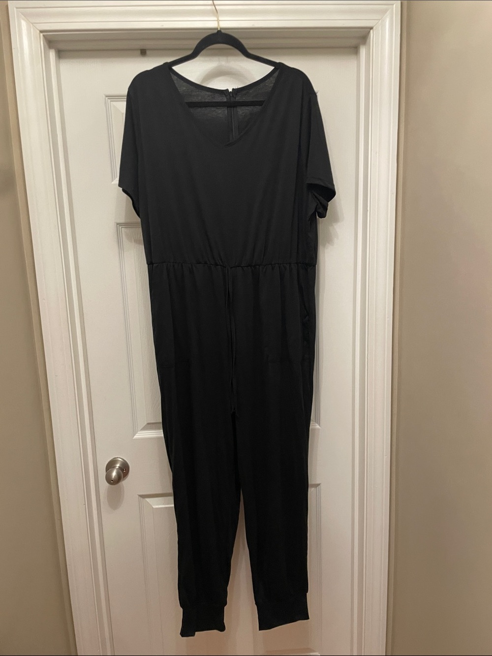 SHEIN Black Short-Sleeve Relaxed Jumpsuit